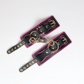 Черные кожаные наручники с розовой строчкой - Crazy Handmade - купить с доставкой в Миассе