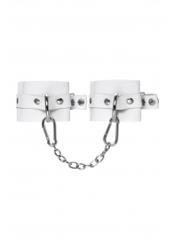 Белые мягкие кожаные наручники с люверсами - Pecado - купить с доставкой в Миассе