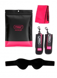 Черно-розовый эротический набор: маска, наручники и повязка - Erokay - купить с доставкой в Миассе