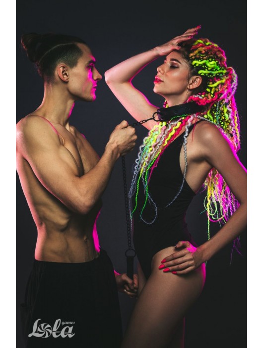 Черный ошейник с поводком Kinky - Lola Games - купить с доставкой в Миассе