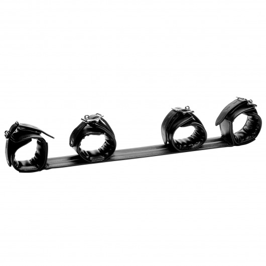 Черная распорка с манжетами для рук и ног Deluxe Rigid Spreader Bar - XR Brands - купить с доставкой в Миассе