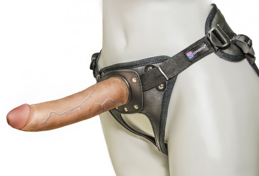 Насадка-фаллоимитатор на кожаных трусиках Harness Ultra Realistic 7  - 18 см. - LOVETOY (А-Полимер) - купить с доставкой в Миассе